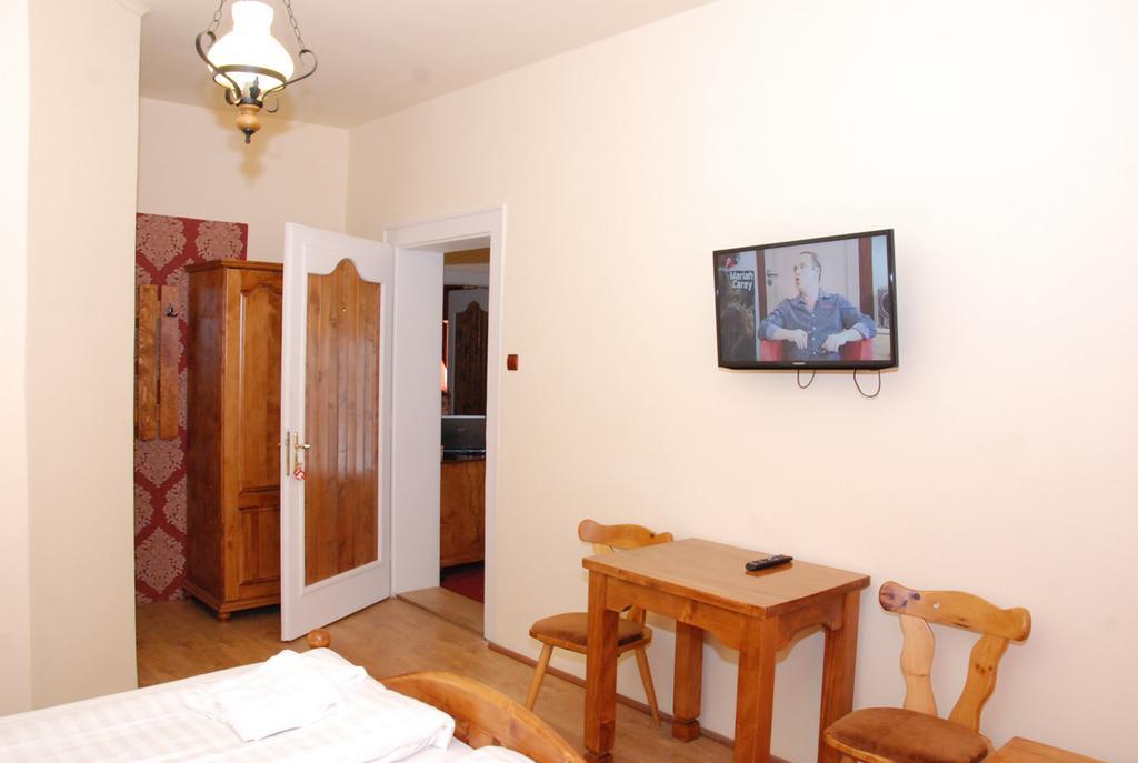 Vila Nicoleta Hotel Sibiu Buitenkant foto