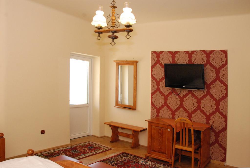 Vila Nicoleta Hotel Sibiu Buitenkant foto