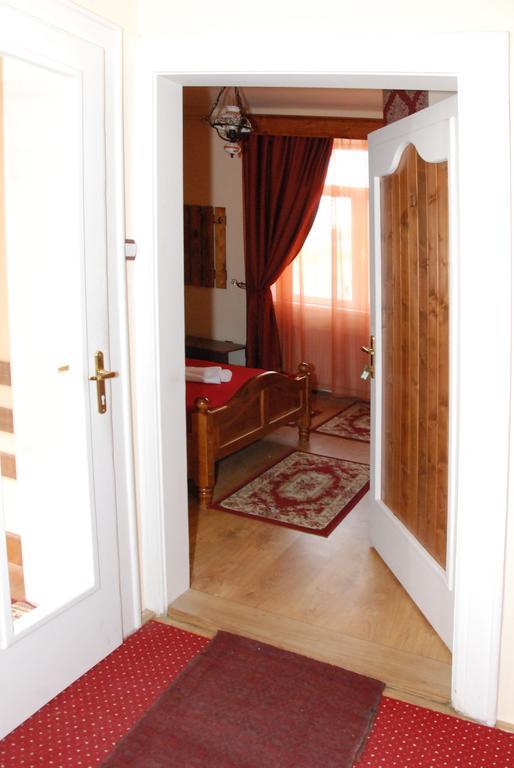 Vila Nicoleta Hotel Sibiu Buitenkant foto